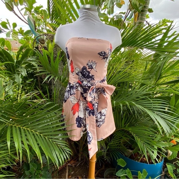 MORRIS DAY THE LABEL Stunning satiny Romper - Picture 9 of 17